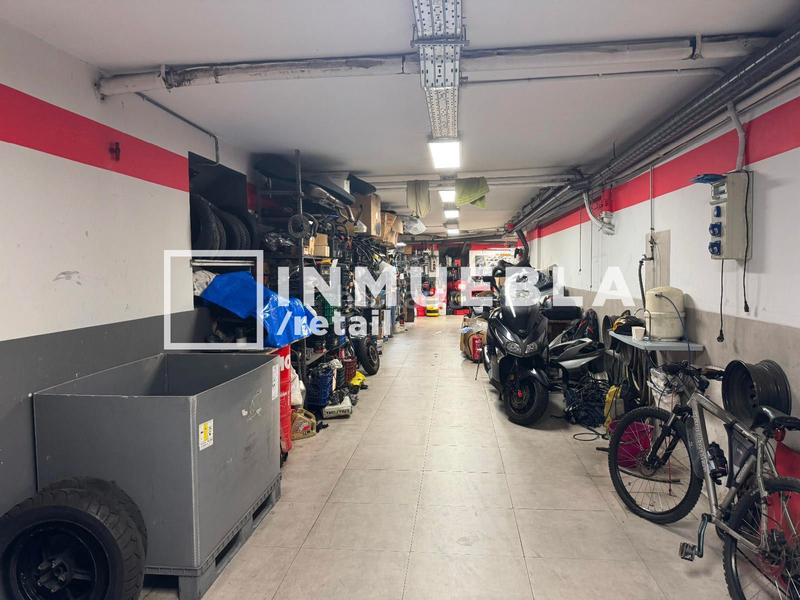 Foto ab71deec-5609-4a5d-8605-1091cc540a8c. Local comercial a Barri de les Corts Barcelona