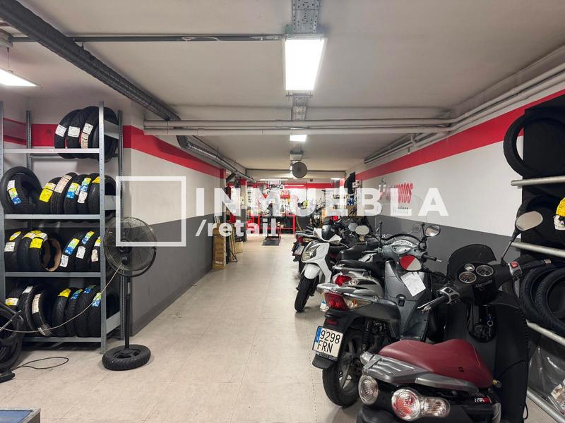 Foto e5ecf888-4384-4ec5-bbdc-72314c58afb0. Local comercial a Barri de les Corts Barcelona