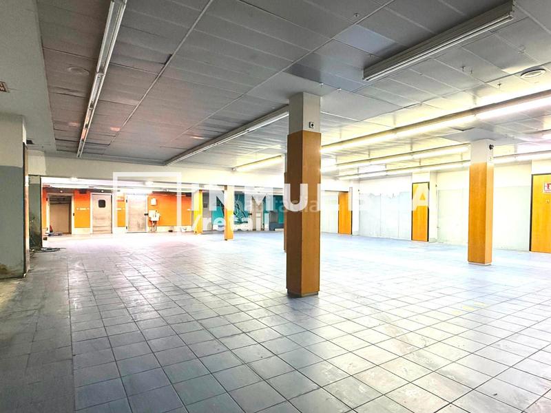 Foto 2f003353-a0c9-47e2-9969-f8f66839fef4. Rent business premise in L´Antiga Esquerra de l´Eixample Barcelona