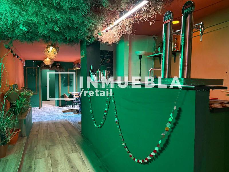 Foto 044e3435-915b-4a15-a90d-9f344b221c6b. Pas-de-porte local commercial dans L´Antiga Esquerra de l´Eixample Barcelona