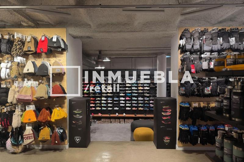 Foto 75b9c60e-4c25-47ef-9fe9-89e1476e5455. Lloguer local comercial a Dreta de l´Eixample Barcelona