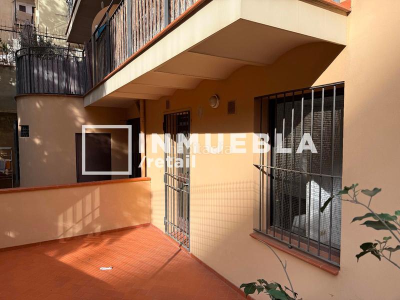 Foto 05d8dc7b-2504-4e4b-a3d1-fc7a75ad8144. Alquiler local comercial en villarroel 195 local disponible en villarroel clínic en Barcelona