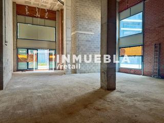 Lloguer Local Comercial  De la mar jònica. De obra nueva