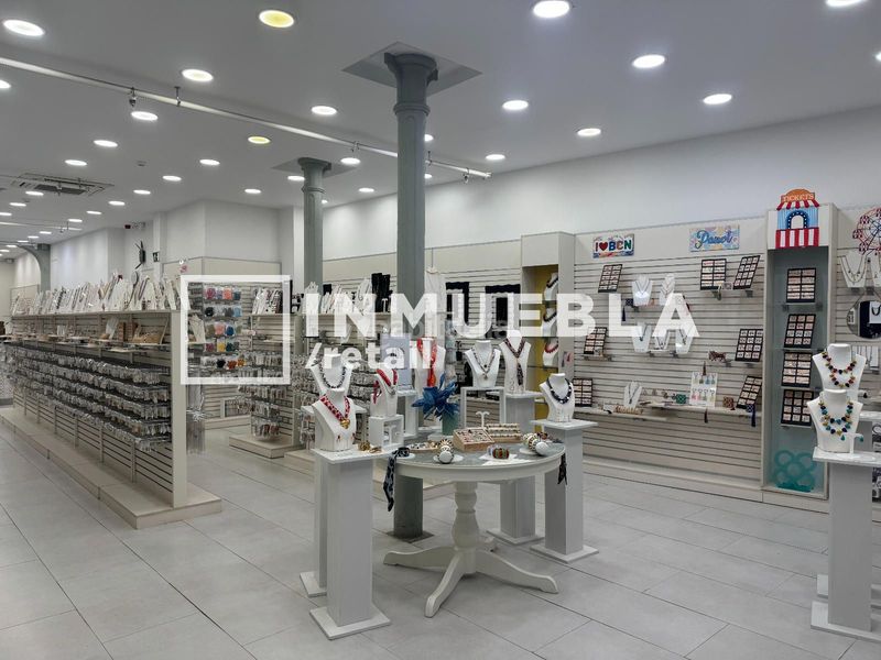 Foto 5027e3d0-06b6-4106-8ca5-bb7865bb23ac. Traspaso local comercial en Gòtic Barcelona