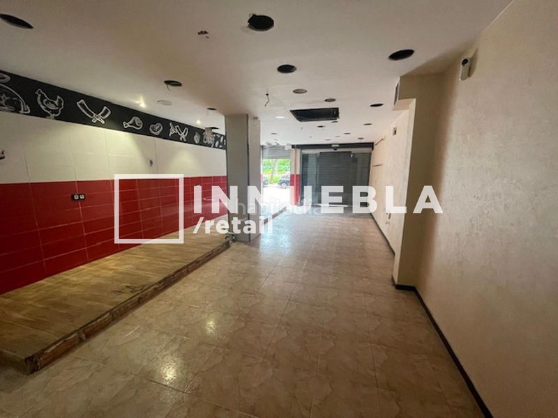 Foto d08424d8-6518-4bc2-991f-eeb188565d28. Local comercial a La Marina del Port Barcelona