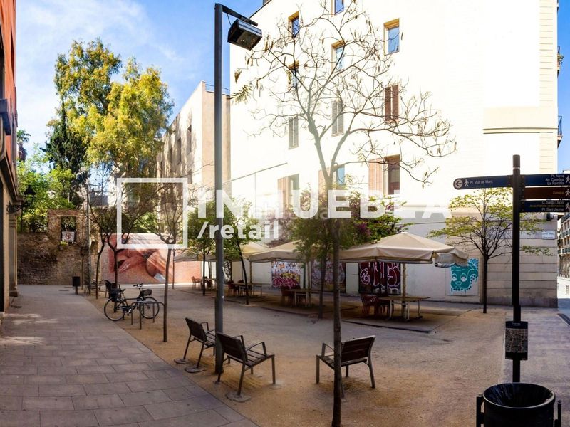 Foto c105108b-2532-4b4d-ae8b-6da77ac36d60. Local comercial a St. Pere - Sta. Caterina - El Born Barcelona