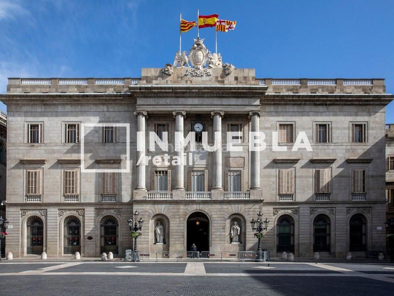 Foto fc1cbe53-9d0b-4d7f-908f-c0bbb6077e29. Local comercial a St. Pere - Sta. Caterina - El Born Barcelona