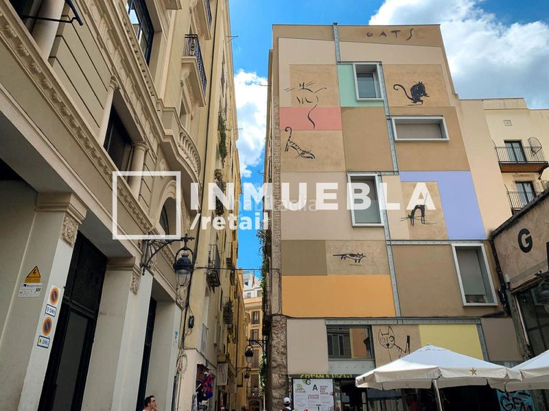 Foto b16dc647-283d-49af-b58a-cb3983daba5d. Local comercial a Raval Barcelona
