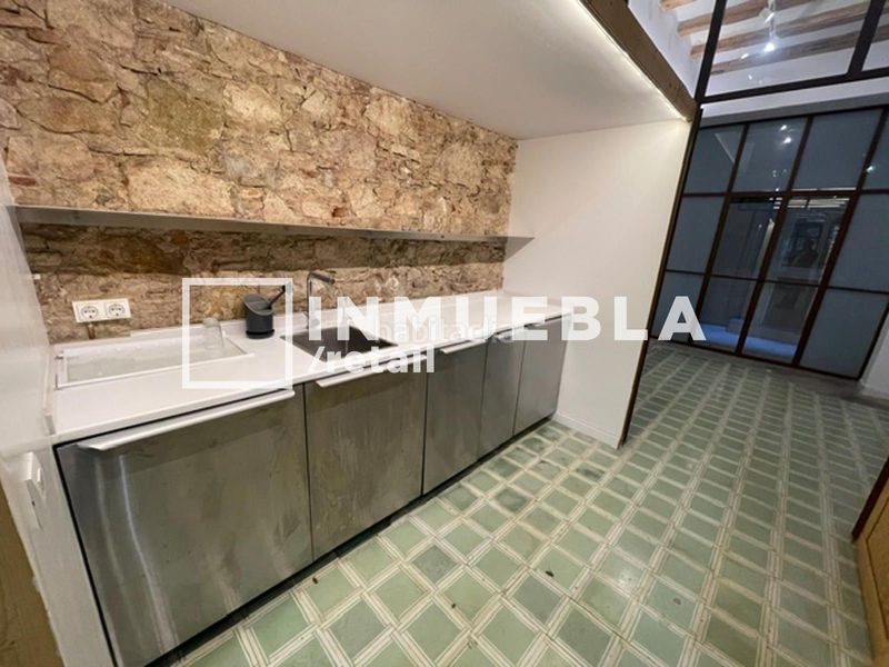 Foto c7e87bbb-1407-4d79-b7a1-7d7d5294f21e. Miete geschäftsraum in Raval Barcelona