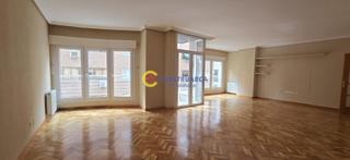 Miete Etagenwohnung in Centro-Corte Inglés. Talavera de la reinapiso