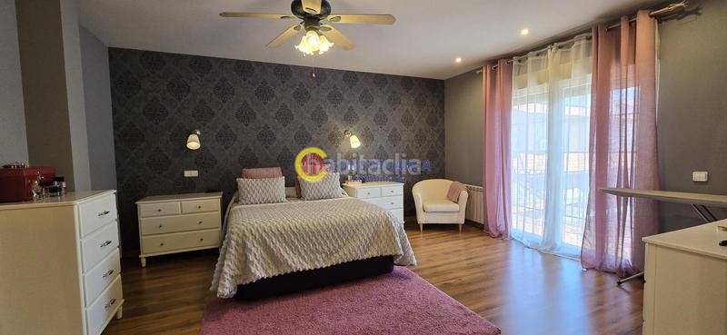 Foto 675888f6-8659-4846-be33-445d7dd49a7e. House with heating parking in Hospital-Nuevo Centro Talavera de la Reina