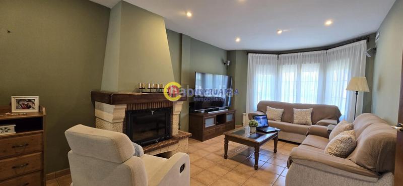 Foto 7358151e-4f84-40bc-97a0-3dbe477a1c91. House with heating parking in Hospital-Nuevo Centro Talavera de la Reina