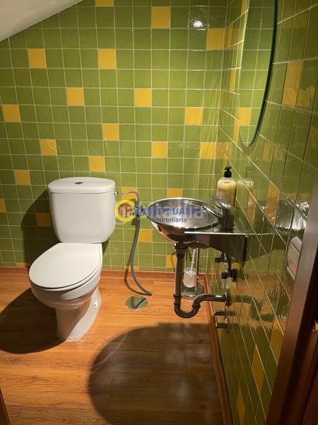 Foto c666f5f8-5bb4-402b-80d4-b5f6cd49ff2f. House with heating parking in Hospital-Nuevo Centro Talavera de la Reina