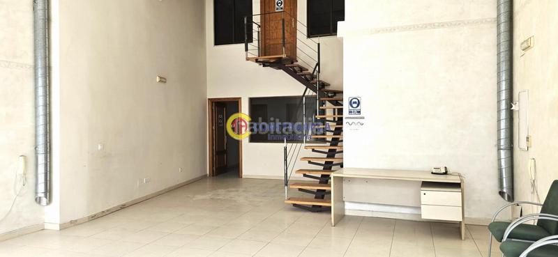 Foto 99347212-85b2-4f24-8624-8af877838cfc. Local commercial dans El Pilar-La Estación Talavera de la Reina