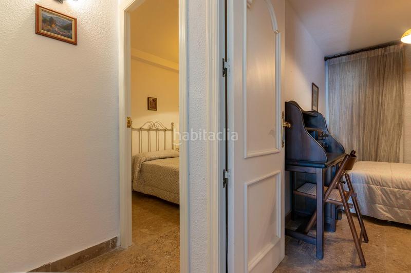 Foto 275e654b-04f4-46a5-b6a1-af59b5bd7f7e. Casa amb aparcament a calas Santa Pola este Santa Pola