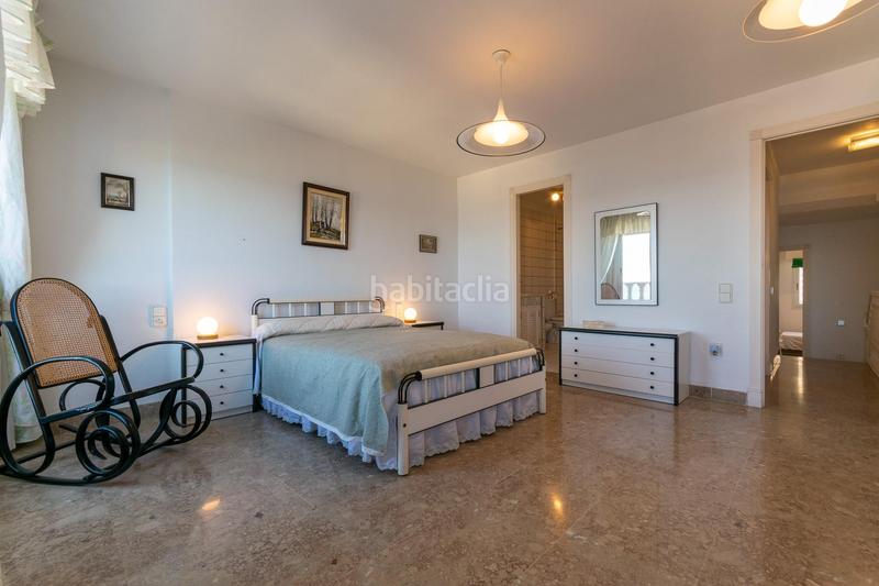 Foto 454e6b60-d7b6-4e1b-bbe5-5c42220b6bbe. Casa amb aparcament a calas Santa Pola este Santa Pola