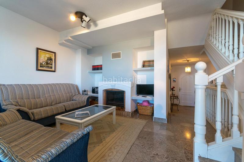 Foto 71fecf9e-1f90-44bb-b9d9-aa2acb113735. Casa amb aparcament a calas Santa Pola este Santa Pola