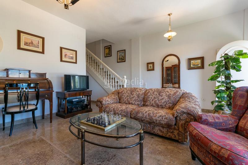 Foto ec9fade9-0d9b-4489-9e42-c206e4792242. Casa amb aparcament a calas Santa Pola este Santa Pola