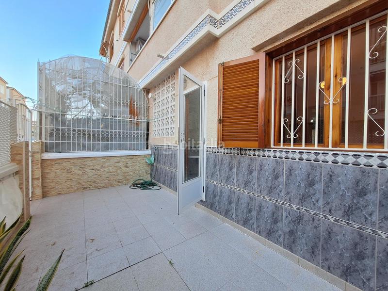 Foto 5bbc7352-107d-4f46-800c-844e640a7ce0. Lloguer planta baixa amb calefacció a Playa Tamarit-Playa Lissa Santa Pola