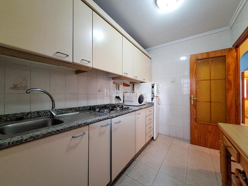 Foto c93bc770-ad5d-47cc-8871-f3d5ca9cffca. Lloguer planta baixa amb calefacció a Playa Tamarit-Playa Lissa Santa Pola