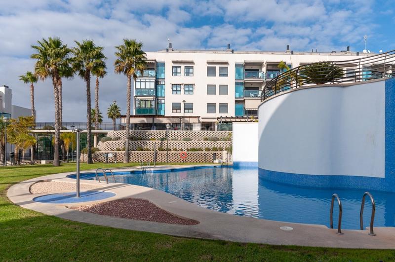 Foto 1cfa3569-04ca-4307-a50b-ed98f10bf5a6. Rent apartment with pool in Norte Santa Pola