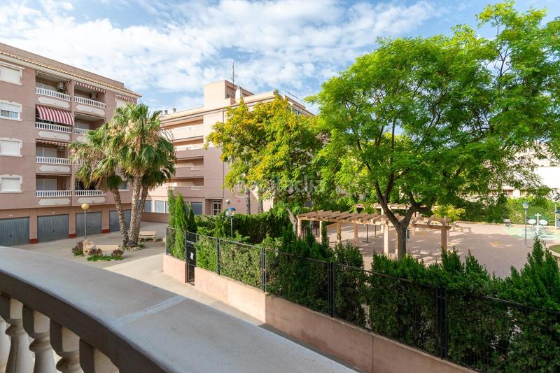 Foto 2e9eb522-f4a9-4b5b-b92f-1ccb6df16d2b. Lloguer apartament amb piscina a Playa Tamarit-Playa Lissa Santa Pola