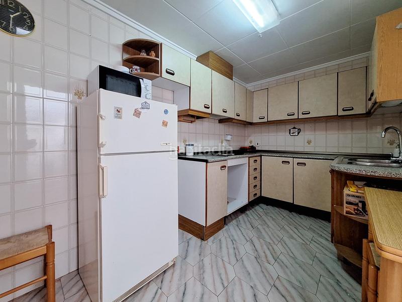 Foto 5288e724-47d8-491d-a3da-92b819a5c30c. Piso inversión en Playa Levante en Playa Levante Santa Pola