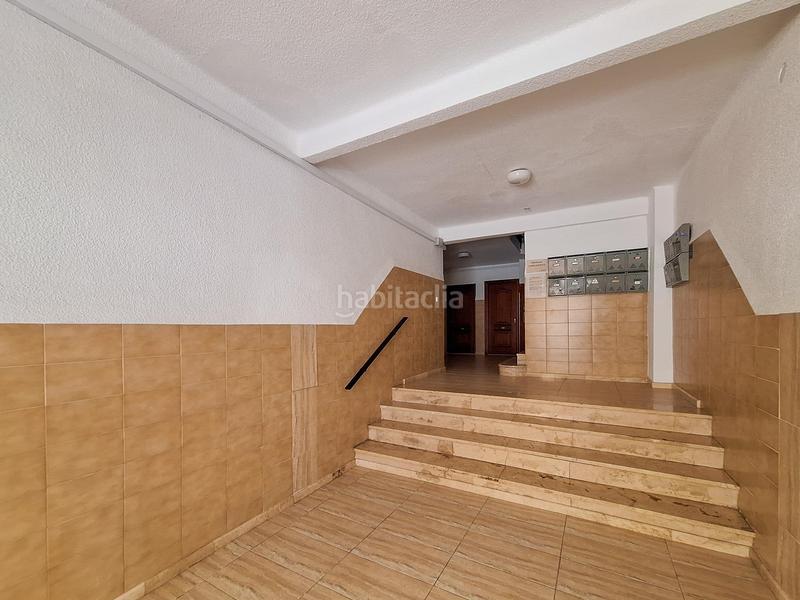 Foto 60f182ff-1449-41c4-affb-ffa8e52d2d85. Piso inversión en Playa Levante en Playa Levante Santa Pola