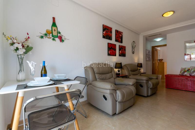 Foto 30e9d300-1427-4217-987d-b99e01fc336c. Alquiler apartamento alquiler en playa de levante en Santa Pola