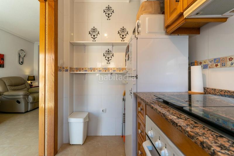 Foto 4993a7a2-923b-4837-bc4e-fb8a4bc0d4dc. Lloguer apartament a Playa Levante Santa Pola