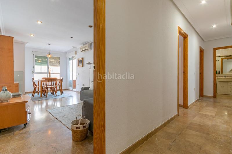 Foto d3b5abed-8d91-47e4-b9ba-f2c3f1a2b4c3. Piso todo lo que buscas en una vivienda en Norte Santa Pola