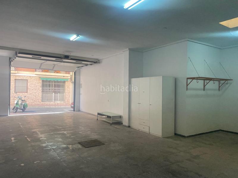 Foto 14a4262b-9d96-4b13-a66a-dc25559e46ad. Alquiler parking coche buscas espacio para guardar? en Santa Pola