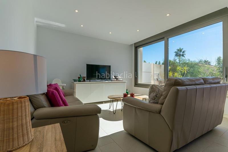 Foto 286a6ef2-7c1c-4673-a655-a65c79c4d58e. Lloguer pis amb aparcament piscina a Calas Santiago Bernabeu Santa Pola