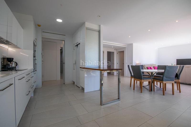 Foto dcc95e3f-1211-4a9c-8370-42aafb9d70f1. Lloguer pis amb aparcament piscina a Calas Santiago Bernabeu Santa Pola