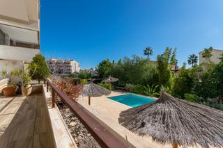 Location Appartement à Calas Santiago Bernabeu. Exclusivo alquiler con piscina junto al mar