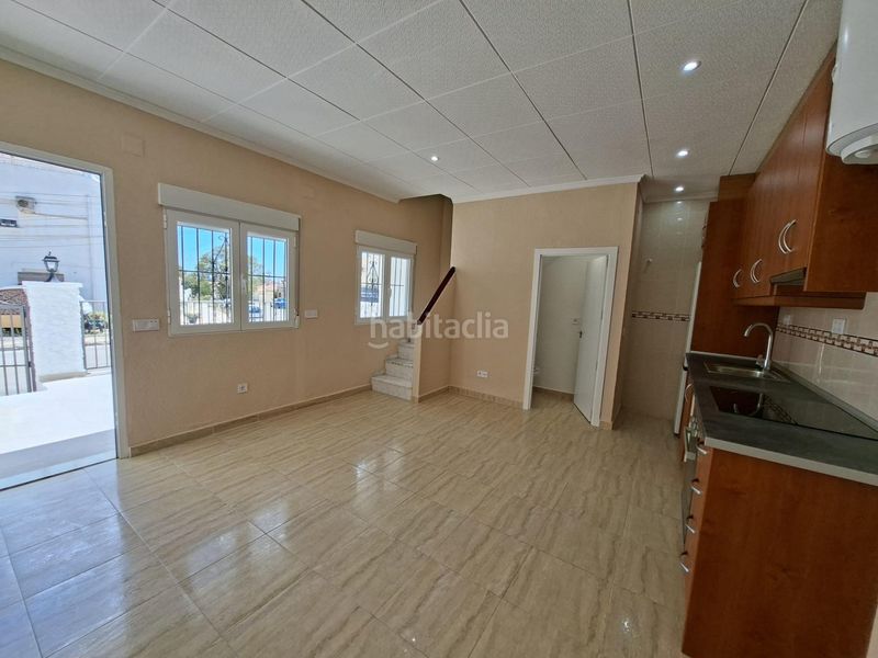 Foto ffcd70a3-4d9f-47ea-aecb-8c6578fb9c2f. Casa a San Fulgencio