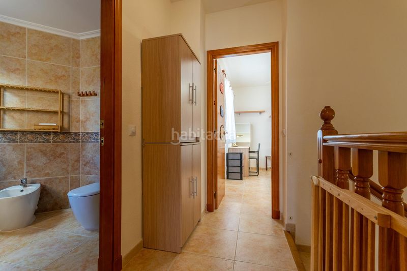 Foto 9e32e1c2-ca74-4466-9d43-6f1e5e58d870. Lloguer casa a calle monte de sta pola 10 a Monte Faro-Altomar II Santa Pola