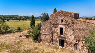 Masia a Corçà