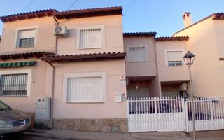 Maison jumelée à San Román de los Montes