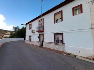 Casa adosada en Villanueva de las Torres