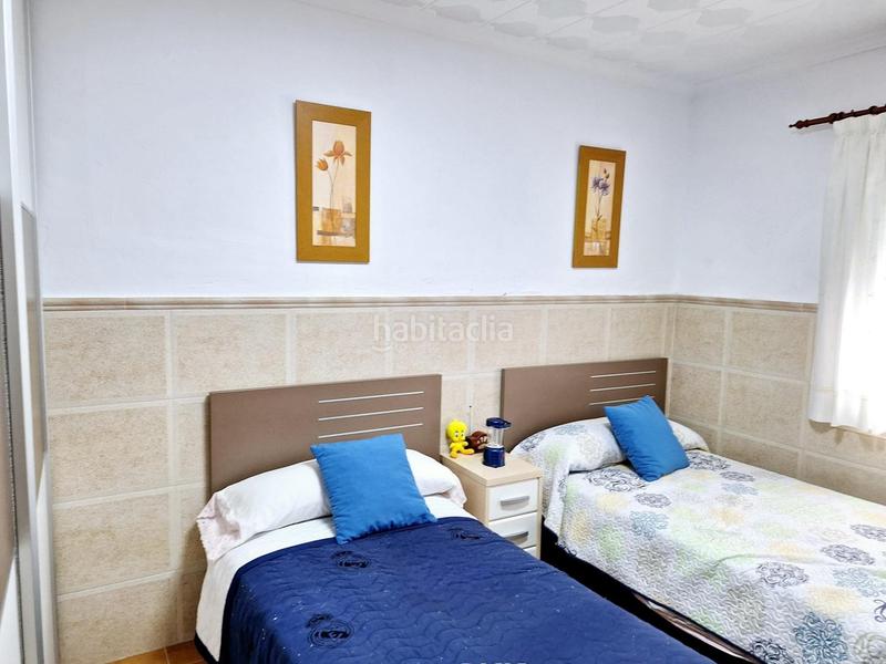 Foto 36f347cf-8c9c-460a-bfc0-be243a4cf3b9. Casa bifamiliare con piscina in Las Virtudes Villena