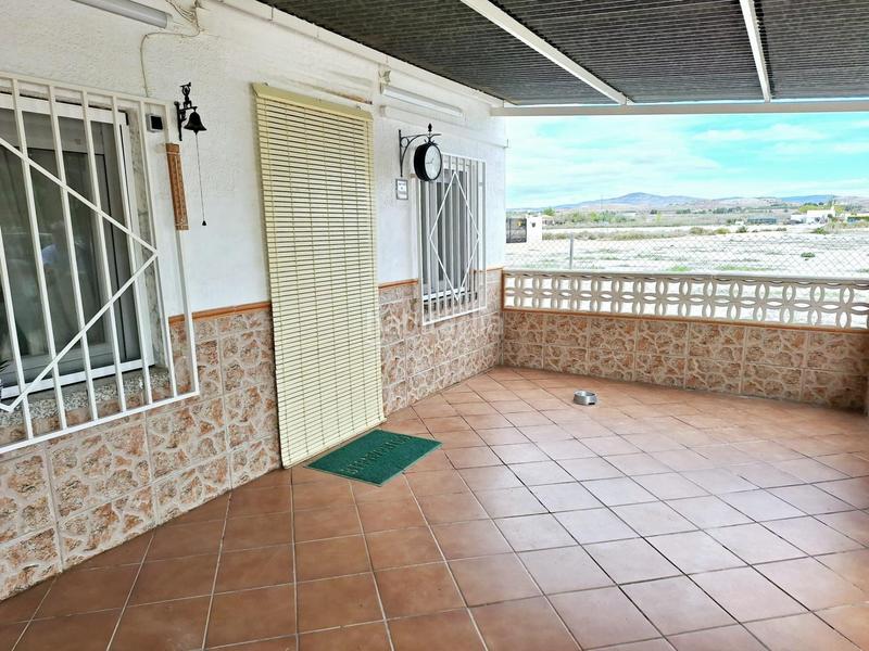 Foto 7d26fafc-8d65-4386-a0ce-d9c0b4b23800. Casa bifamiliare con piscina in Las Virtudes Villena