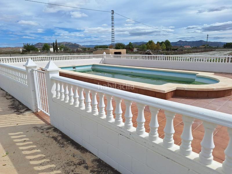 Foto c5ec76e9-4be2-41f6-aae6-1d88b8e293e8. Casa bifamiliare con piscina in Las Virtudes Villena