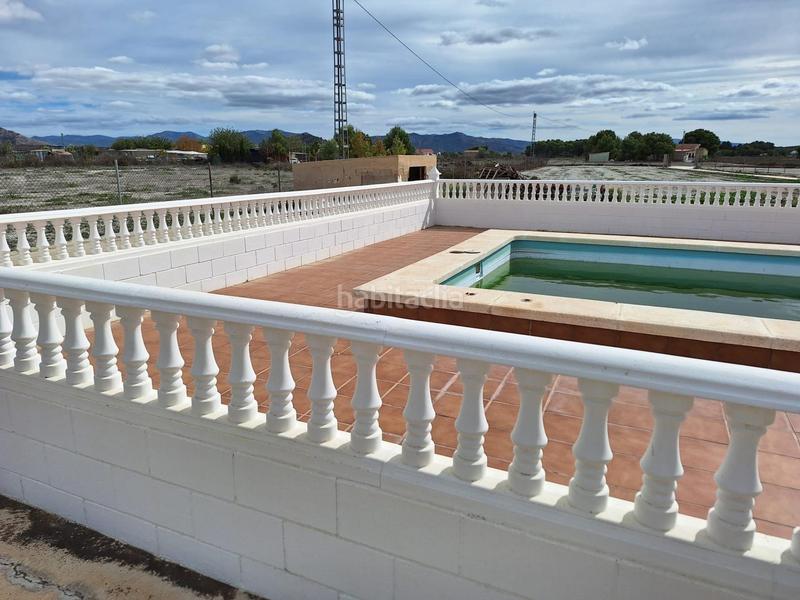Foto e8f10c46-7e29-4372-b978-e71e66346d24. Casa bifamiliare con piscina in Las Virtudes Villena