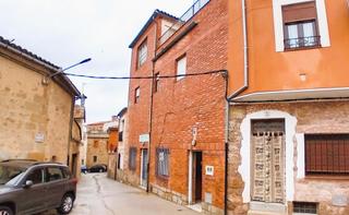 Casa aparellada a Lagartera