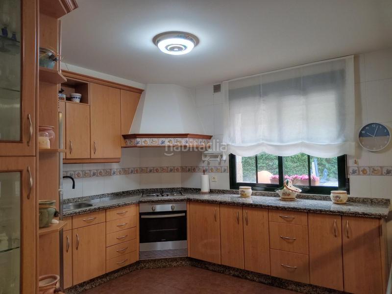 Foto 610335fc-8299-4767-abb4-f5a667b2d494. Casa en Bueu