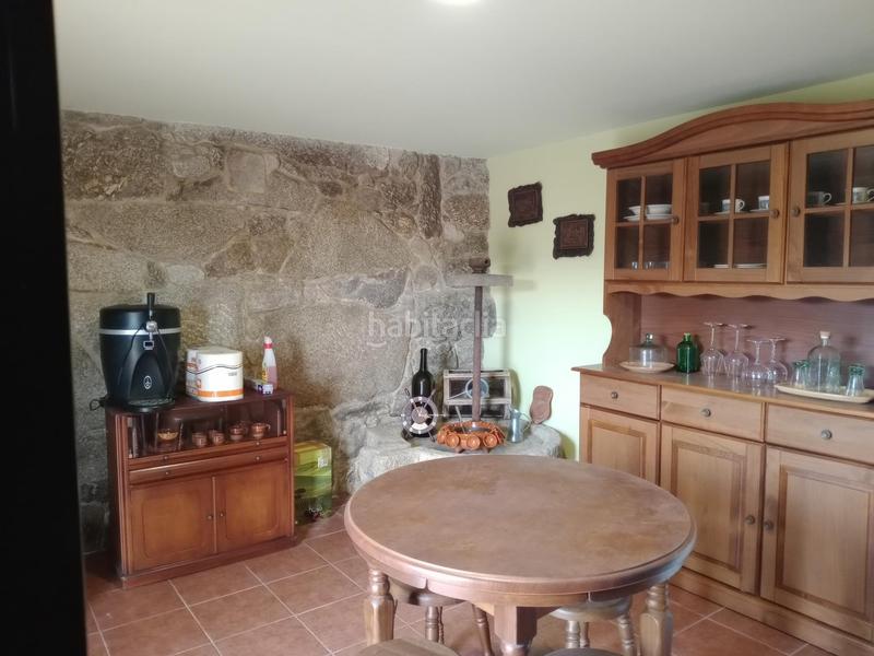 Foto d0a2509d-61b8-4d02-94d7-d328f02218c2. Casa en Bueu