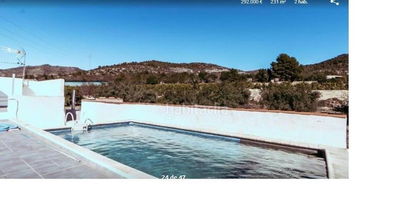 Foto c5c6f885-1642-4e87-b9d4-89e2b899508b. Maison avec chauffage parking piscine dans Ulldecona