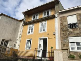 Maison jumelée à Noia