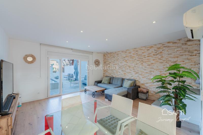 Foto b4efb6d7-e77c-4788-8449-fb56e7bcdaec. Casa bifamiliare con riscaldamento parcheggio piscina in Empuriabrava